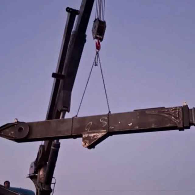 نصب دستگاه دو تلسکوپ ۸تن کلیه جکها ده تن روی تک ۴۰۳